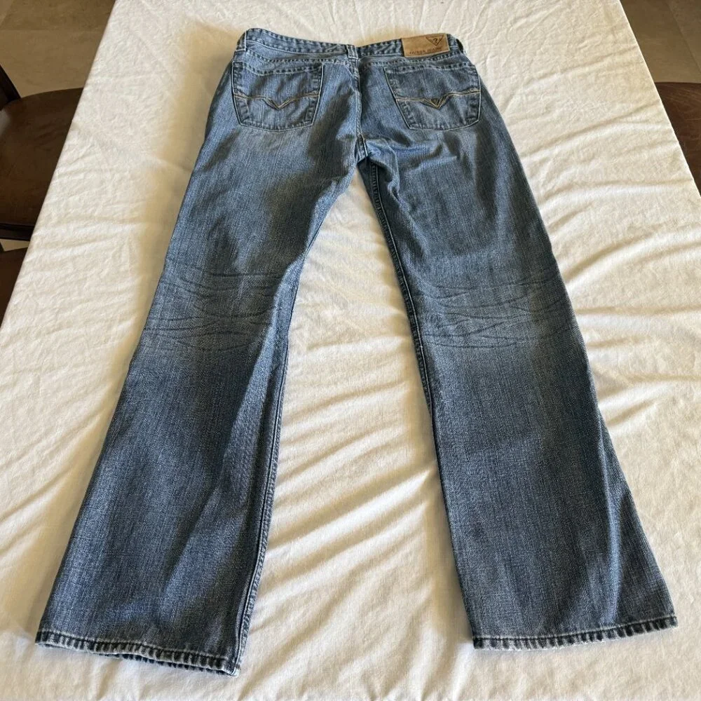 Guess Desmond Relaxed Fit Jeans Size 34 x 32